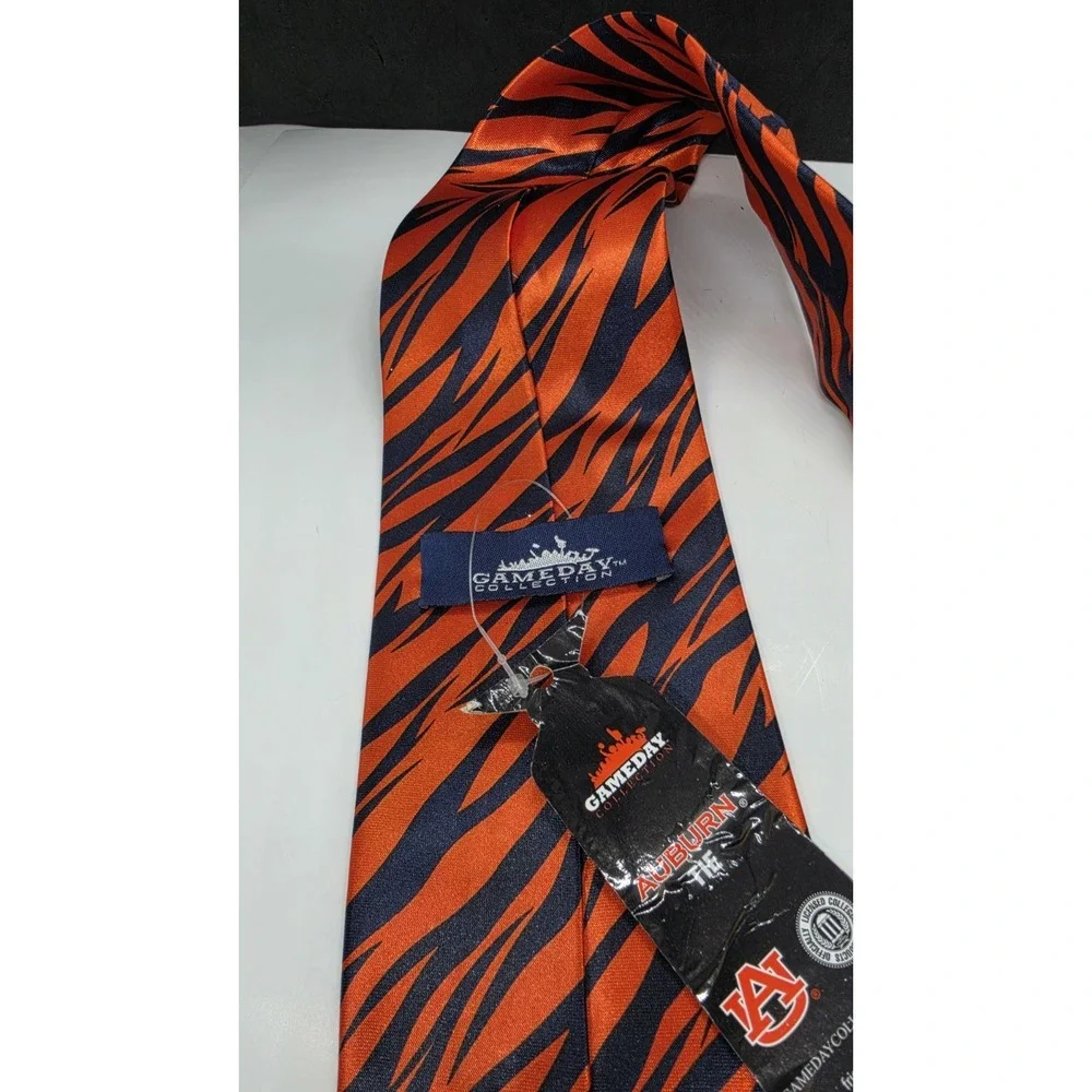 Official Auburn Tigers Gameday Collection Necktie Mens Navy Orange Stripe Tie